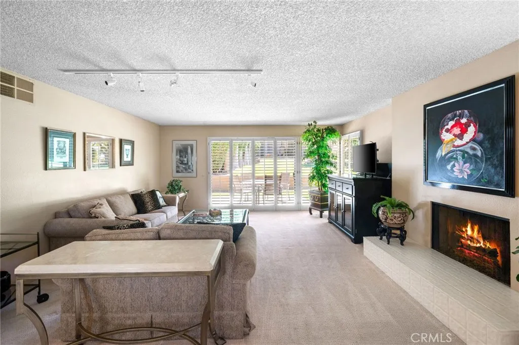 46560 Arapahoe Circle A, Indian Wells, California 92210 home-pic-4